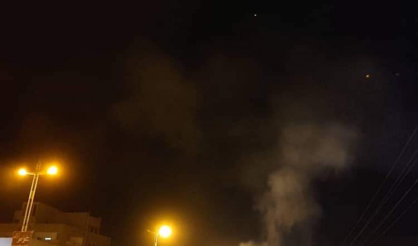 عاجل | الحوثيون يعلنون استهداف مصافي أرامكو في جده وقاعدة المملكة خالد الجوية في الرياض ومطاري الملك عبدالله وأبها الدوليين  ب14 طائرة مسيرة