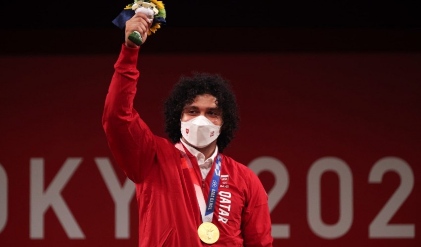 قطر تحرز أول ميدالية ذهبية في تاريخ مشاركتها الأولمبية في رفع الأثقال