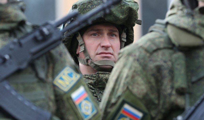 شاهد .. الجيش الروسي يغنم اسلحة امريكية نوعية استولا عليها من القوات الاوكرانية في ماريوبول ( فيديو)